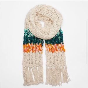Zara Chunky Crochet Knit Scarf